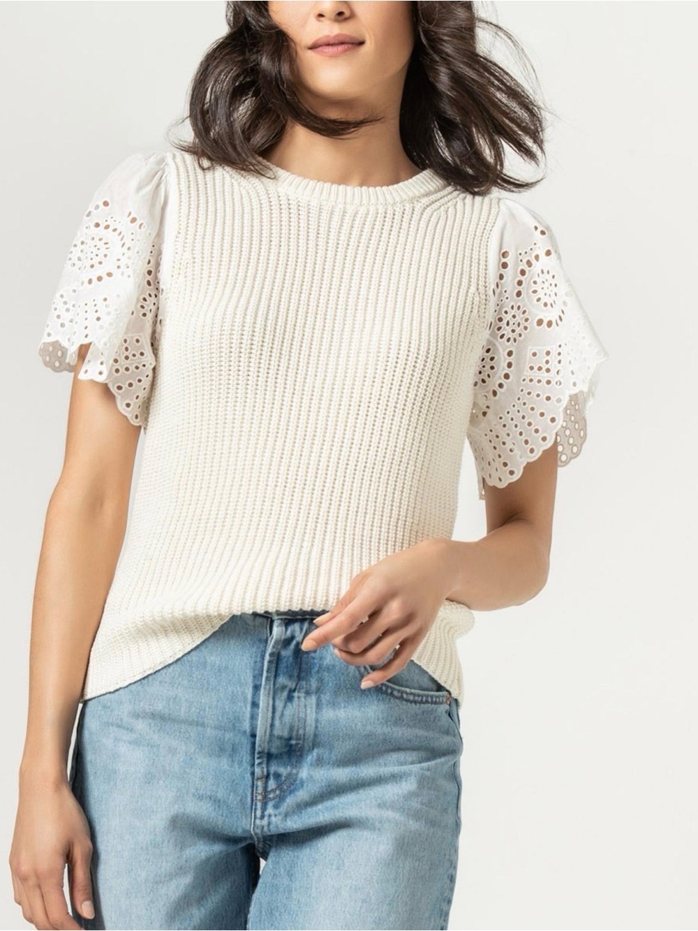 Lilla P eyelet sleeve crewneck sweater shell short sleeve cream/white size small